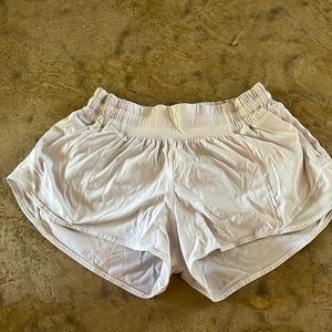 White lulu hottie hot shorts